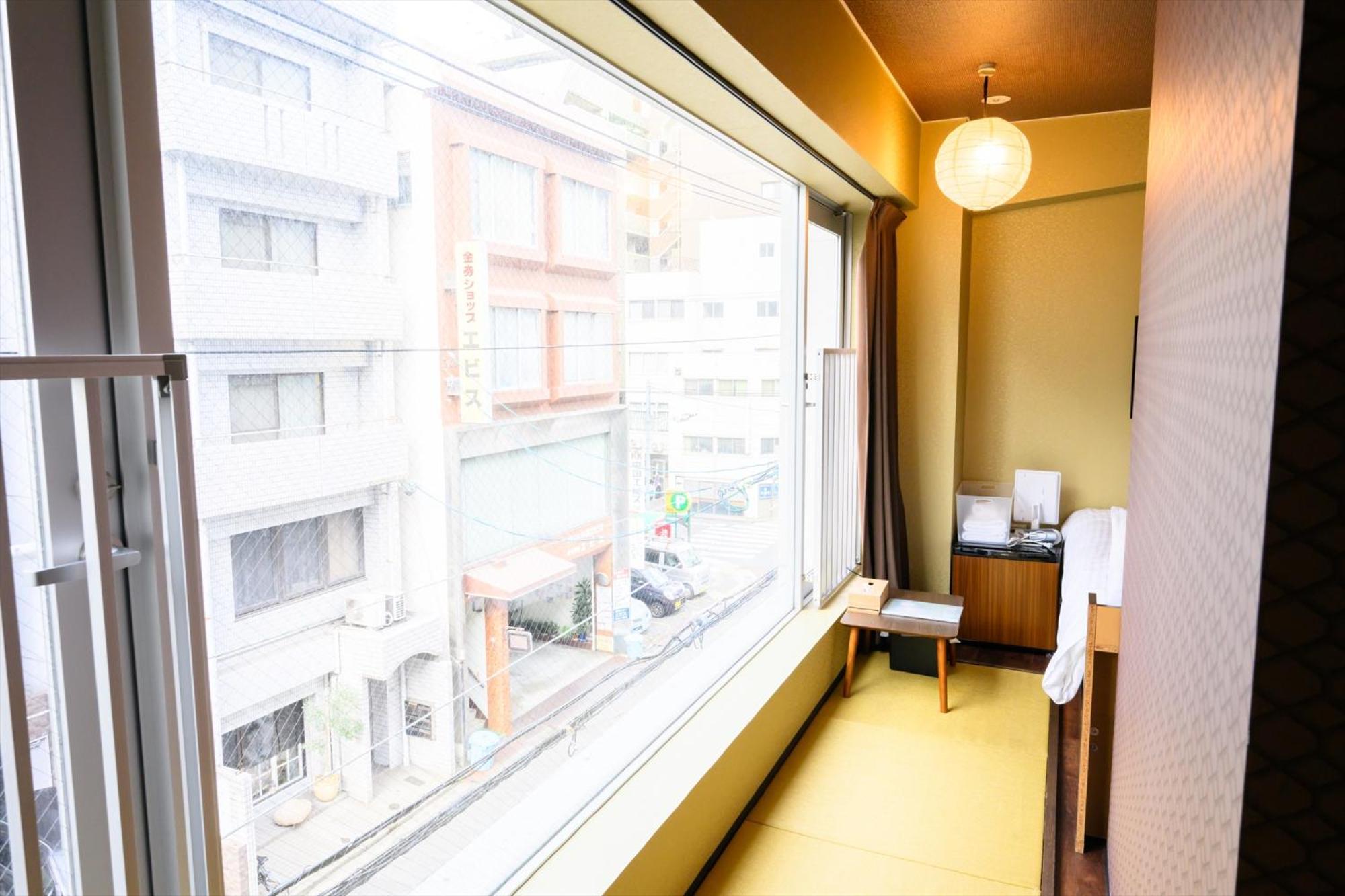 Wabisabi - 市内中心部のリーズナブルホテル - 電停近く移動に便利 - Price And Super Convenient To Get Around, Despite Being In The Center Of ที่พัก *